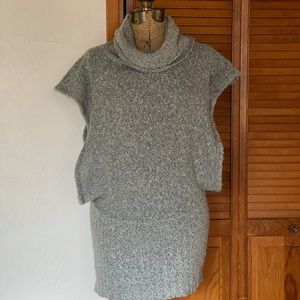 Island Tribe | Gray Sleeveless Cowl Neck Tunic Sweater | O/S